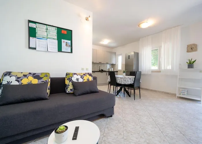 Apartamento Karmen Trogir