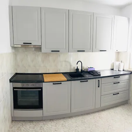 Karmen Apartment