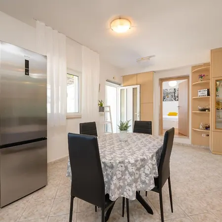 Karmen Apartmán *
